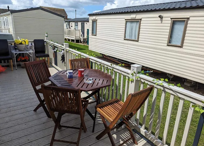 Serenity Place Caravan 2 Double Beds With Varanda