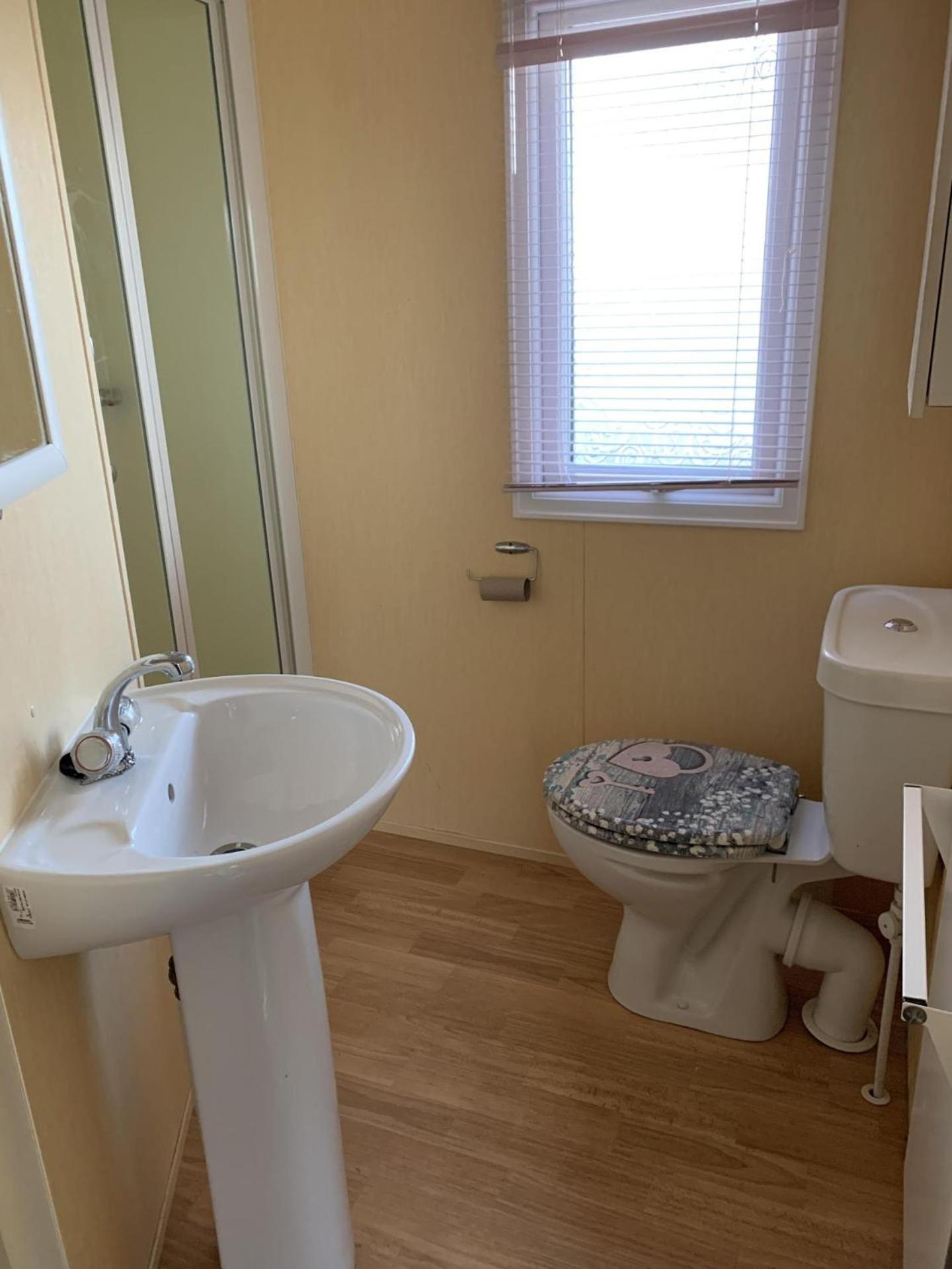Chalet Serenity Place Caravan 2 Double Beds With Varanda Skegness